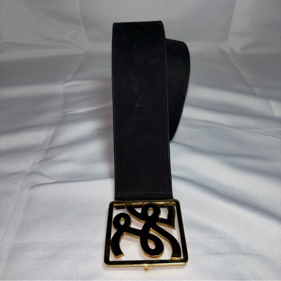 Vintage Karl Lagerfeld Black Suede Belt Gold Intricate KL Letters Square Buckle main image 5